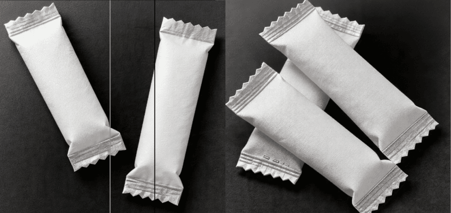 Nicozy pouches on dark surface